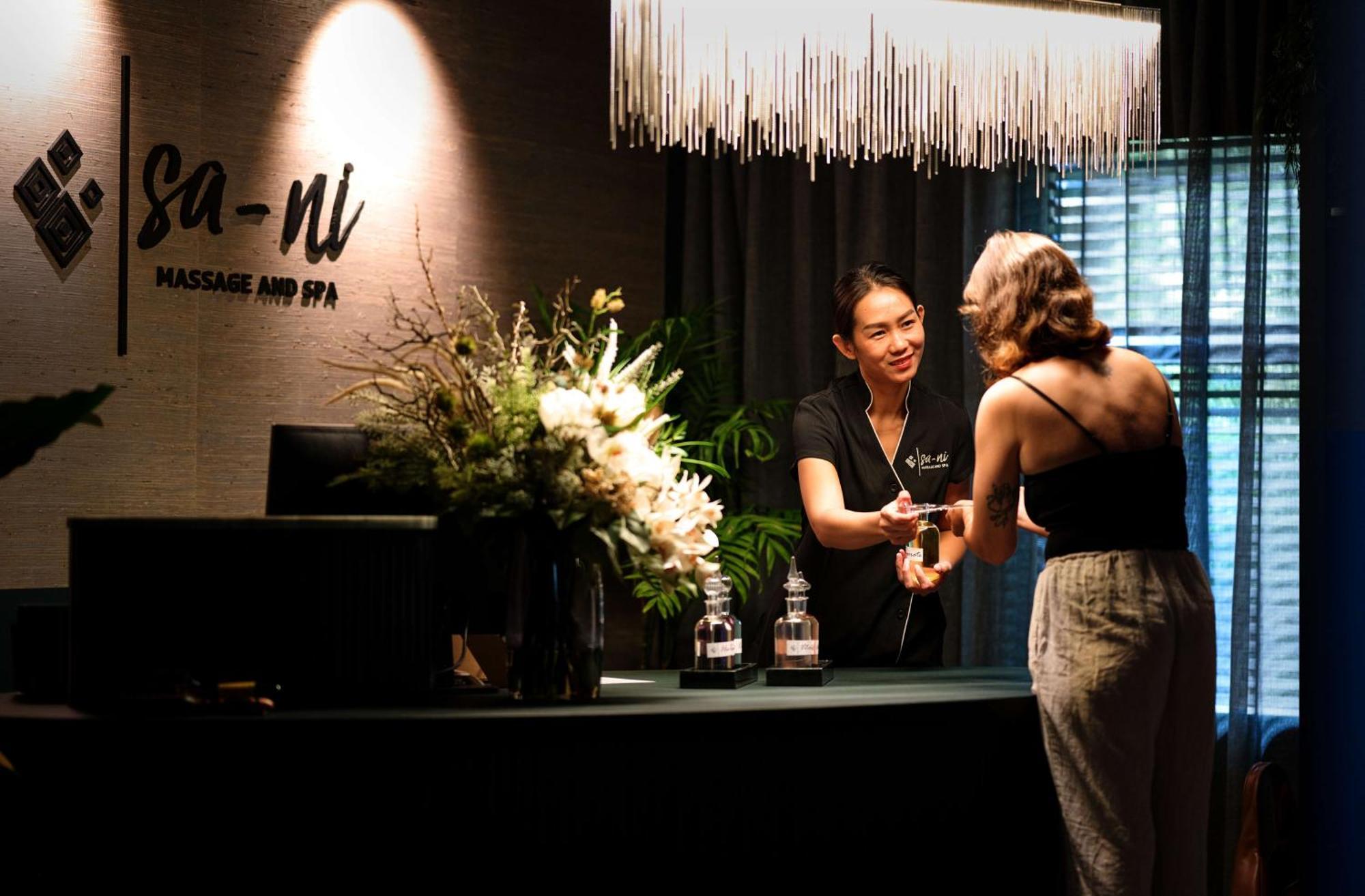 Abstract Hotel Auckland Bagian luar foto